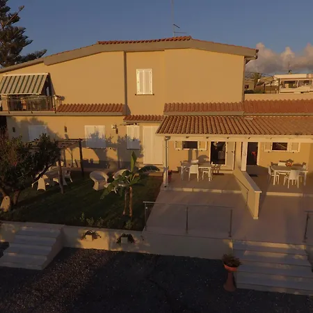 L'aurora Tropea * Torre Marino