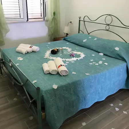 L'aurora Tropea 公寓