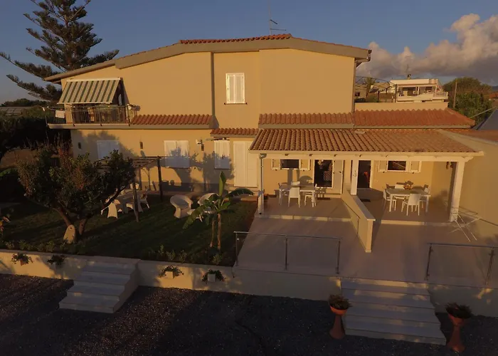 L'aurora Tropea * Torre Marino